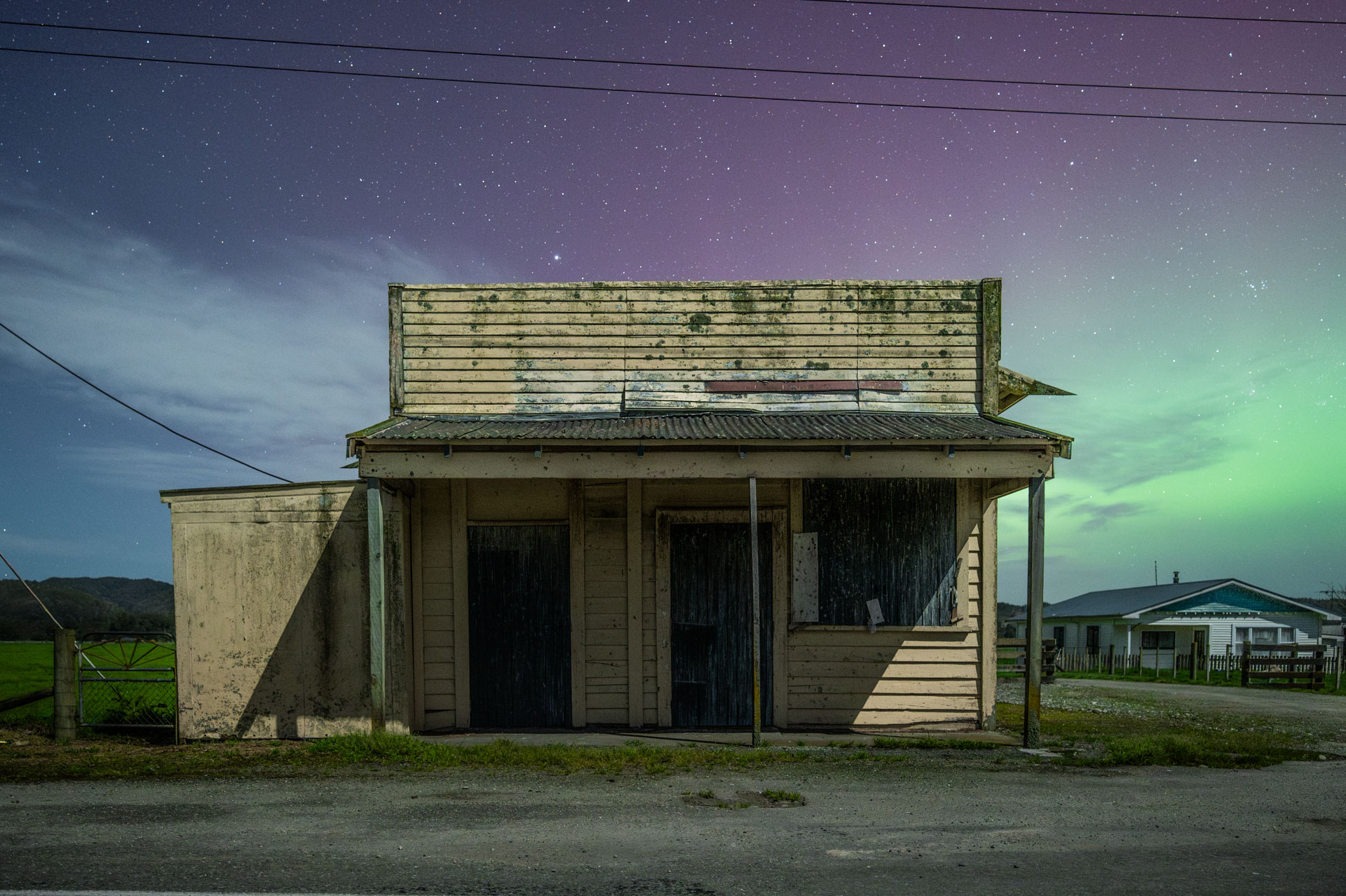 Aurora Totara Flat