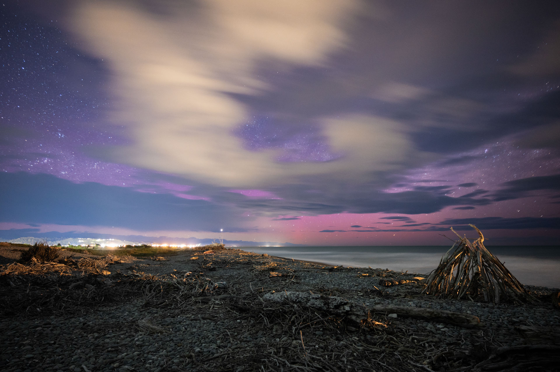 Blaketown Beach aurora - Grey Star calendar 2025